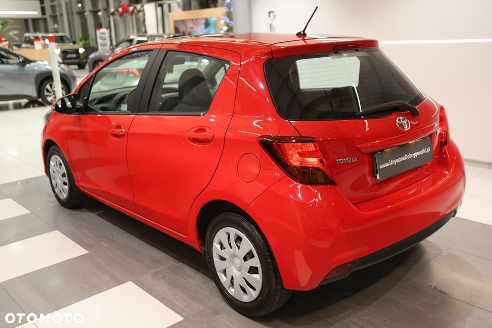 Toyota Yaris - 4