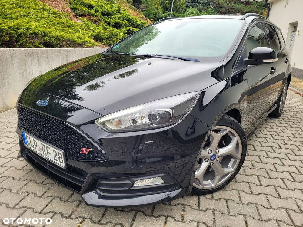 Ford Focus 2.0 TDCi ST mit Leder-Sport-Paket - 36