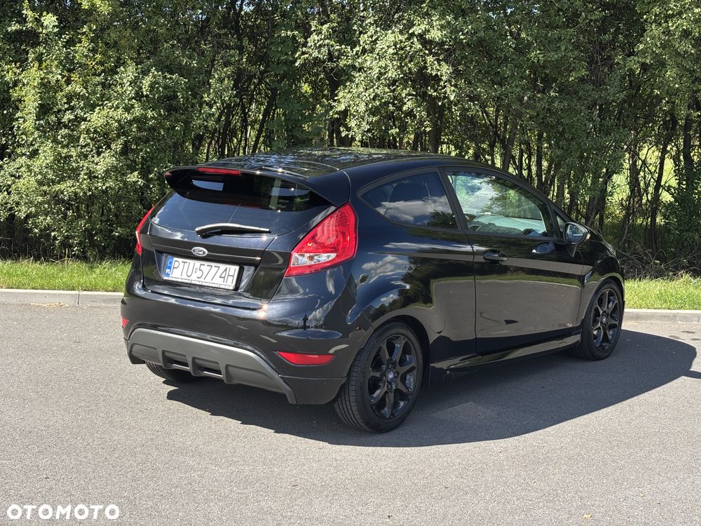 Ford Fiesta - 13
