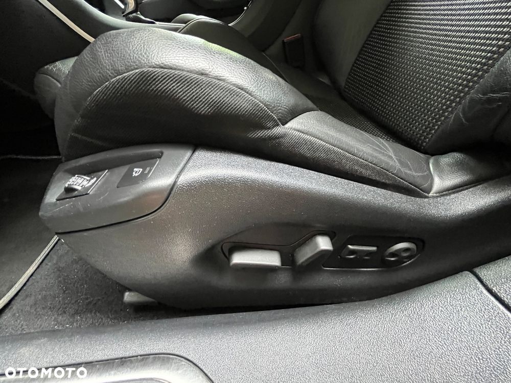 Citroën C5 Cross 2.0 HDi Exclusive - 22