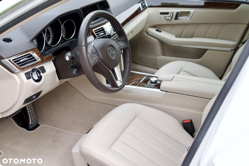Mercedes-Benz Klasa E 350 4-Matic Avantgarde - 28