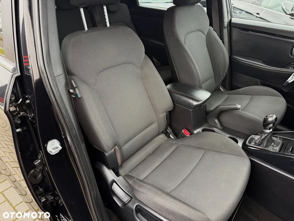 Kia Carens 1.7 CRDi 115 Dream-Team Edition - 14