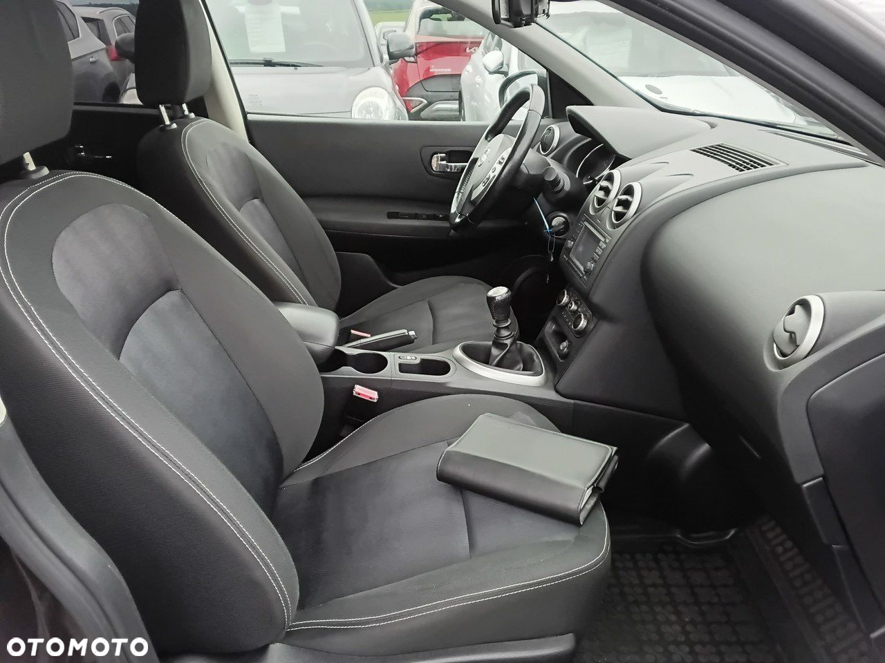 Nissan Qashqai - 14