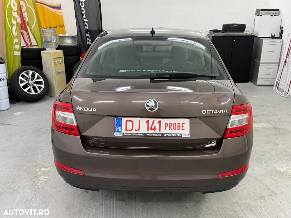 Skoda Octavia 1.6 TDI ELEGANCE DSG - 16