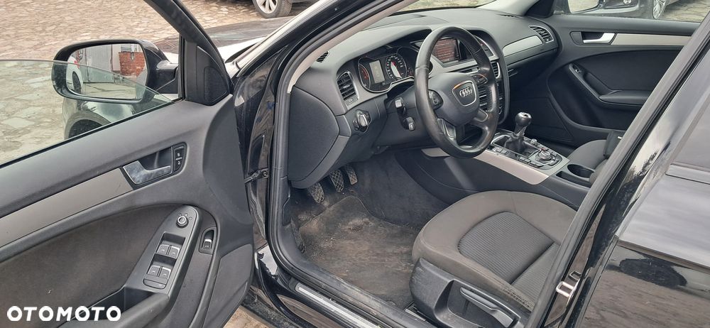 Audi A4 Limousine 1.8 TFSI Attraction - 28