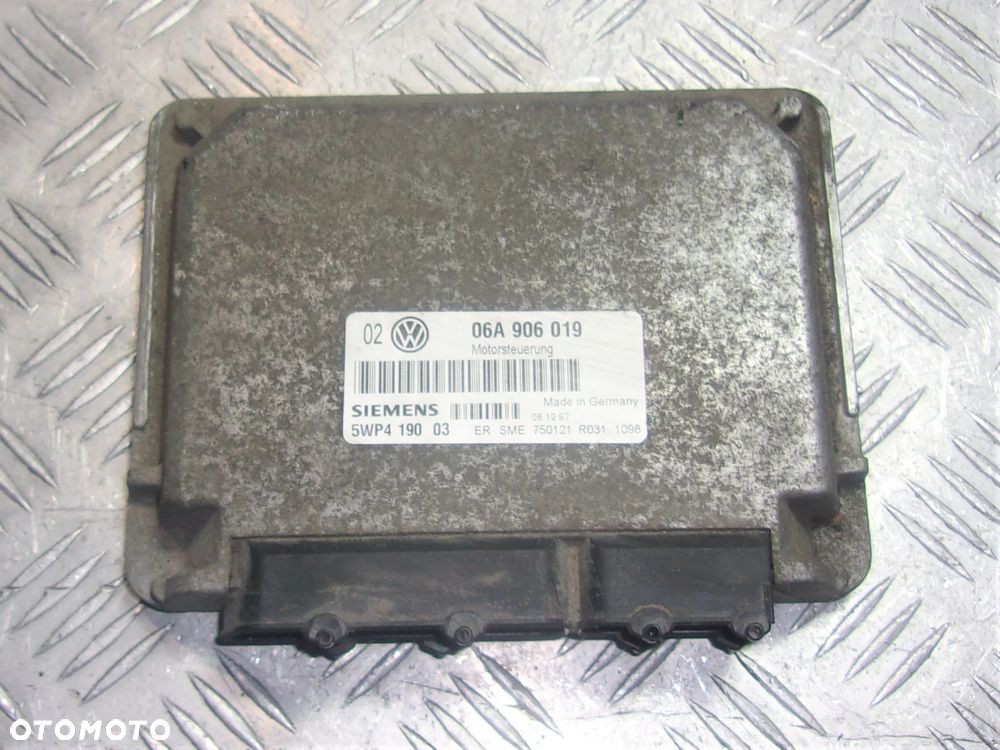 Audi A3 8L - sterownik silnika 1.6 - 2