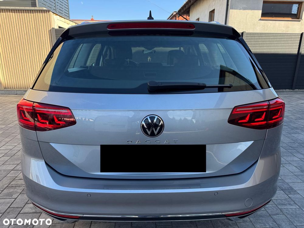 Volkswagen Passat Variant 2.0 TDI EVO Elegance DSG - 6