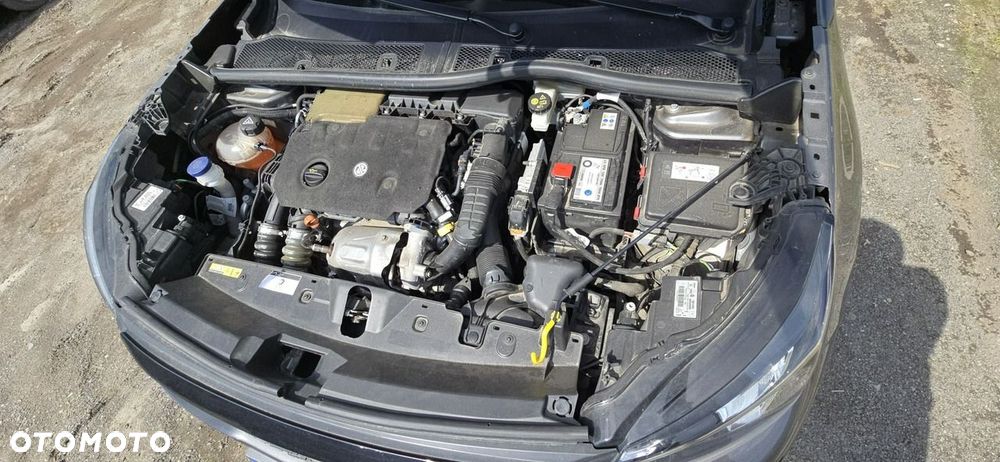 Peugeot 2008 - 13