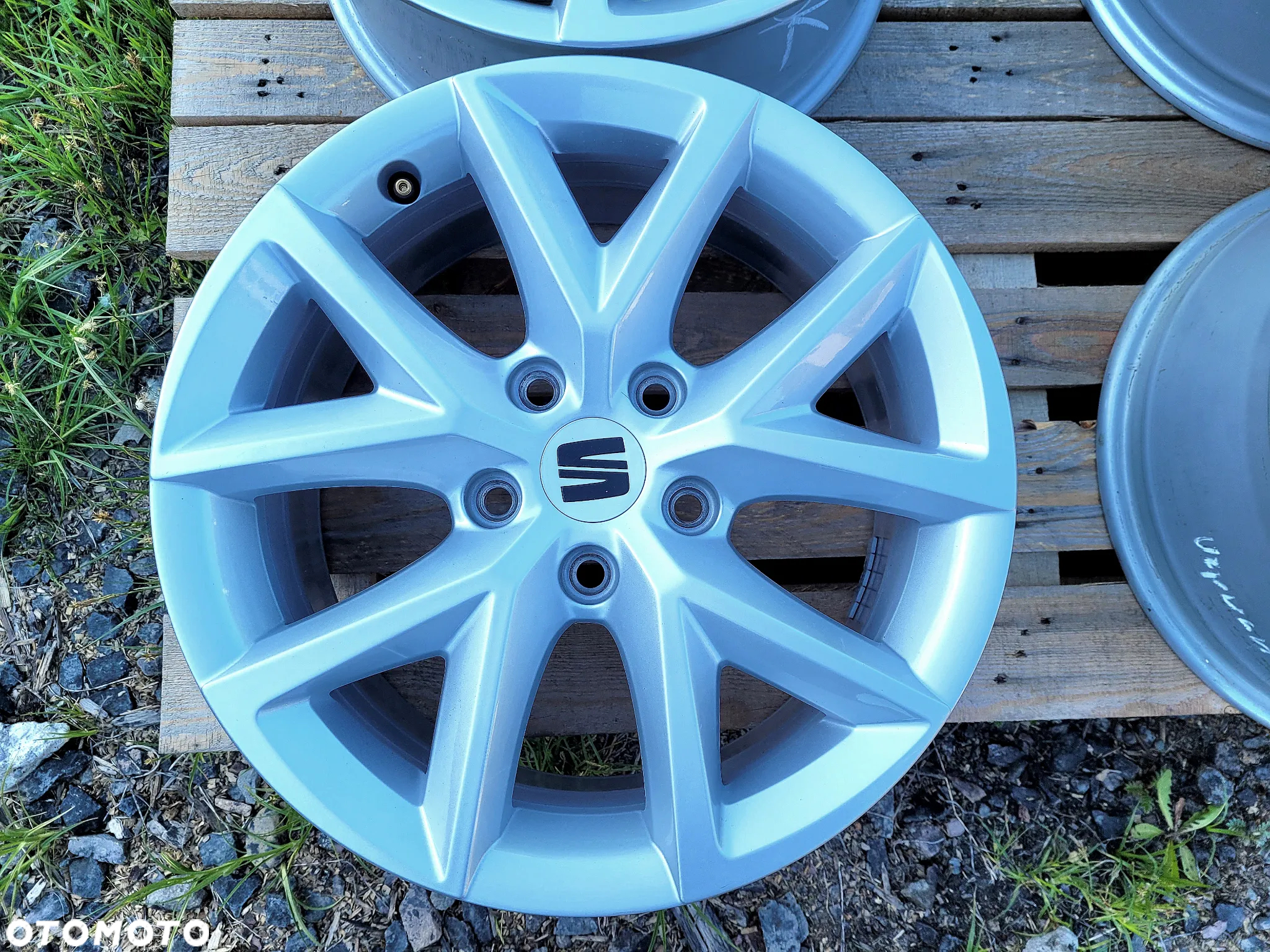 VW Audio Skoda Seat 16" 5x112x57,1 ET43 NF44 HURT 20 szt. - 3