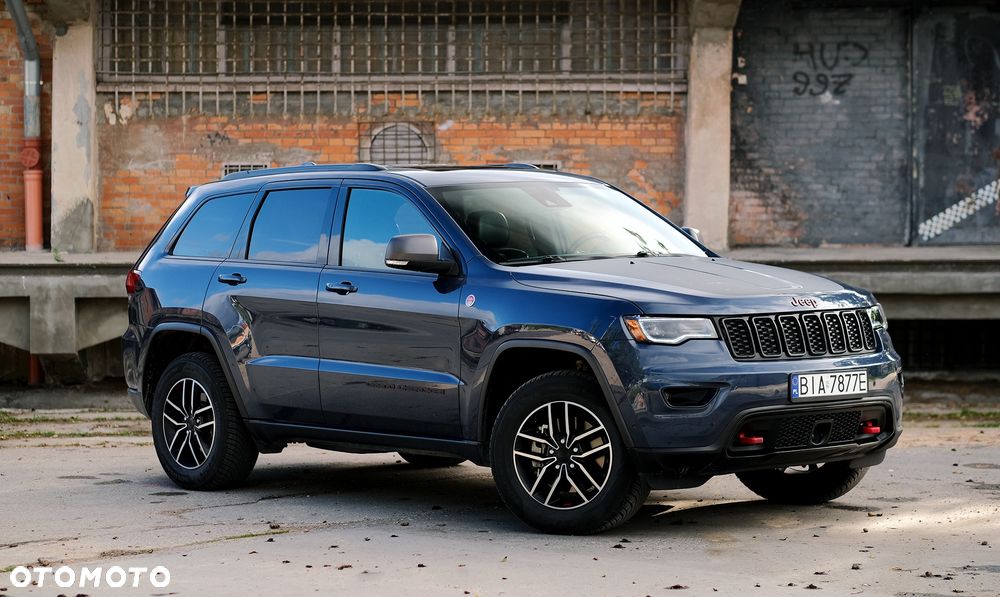 Jeep Grand Cherokee - 1