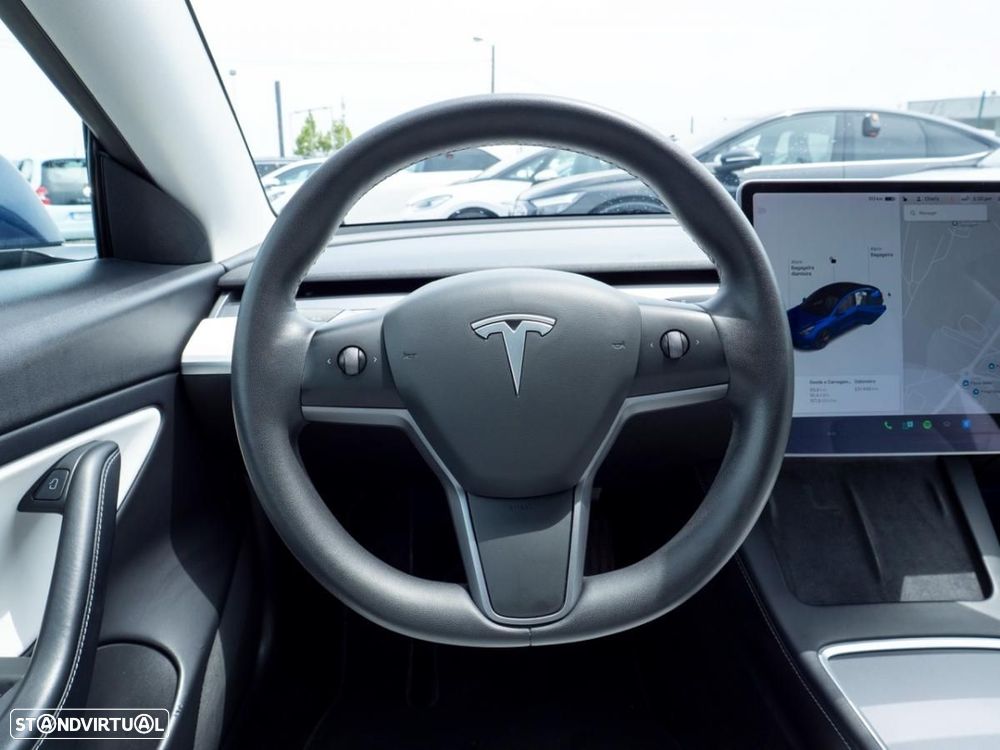 Tesla Model 3 Long-Range Dual Motor AWD - 27