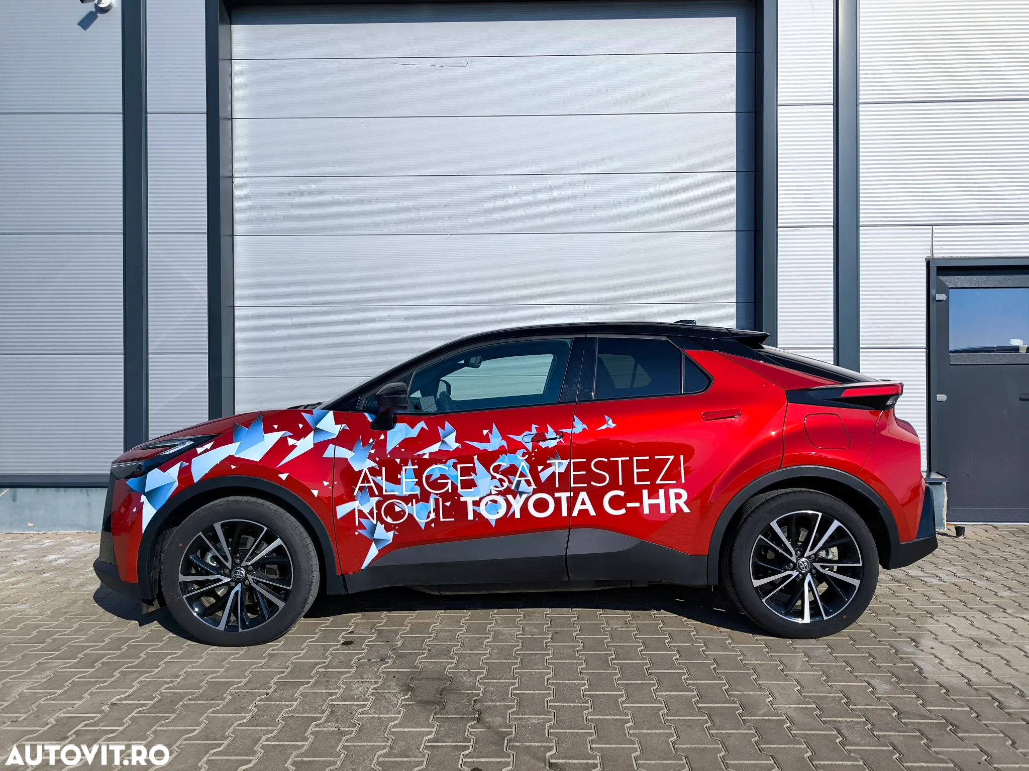 Toyota C-HR 2.0 PHEV 223 CP 4x2 CVT Exclusive - 3