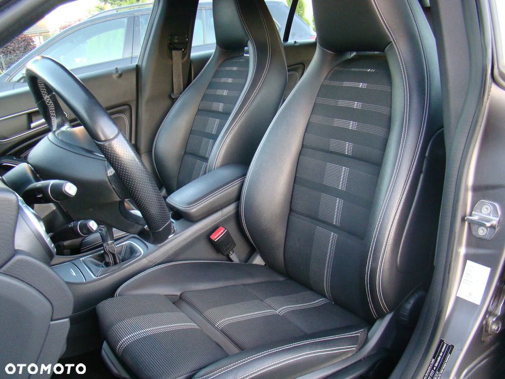Mercedes-Benz CLA - 22