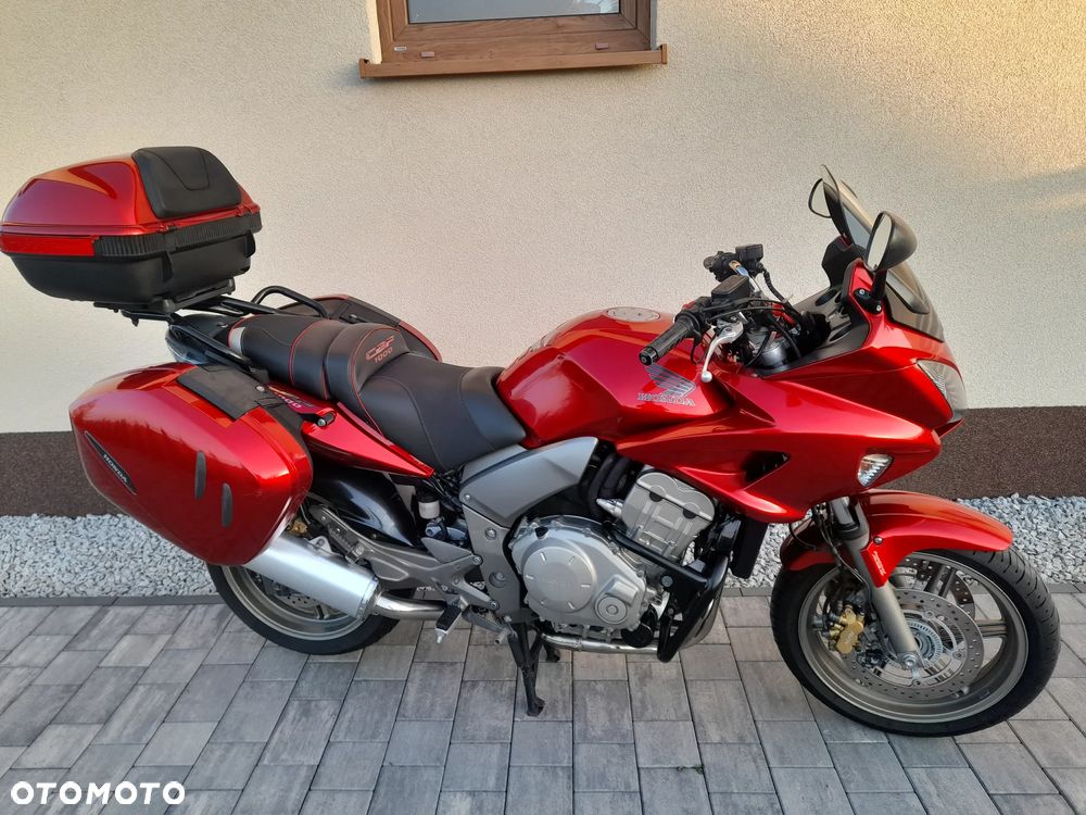 Honda CBF - 2