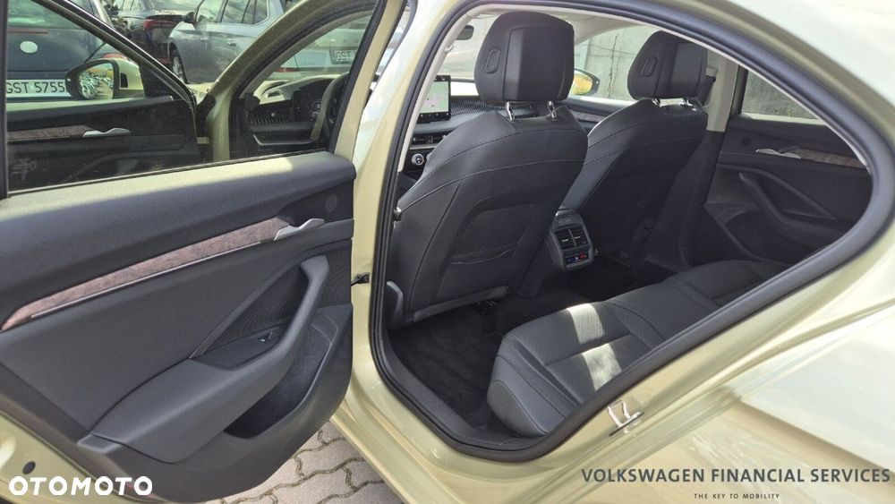 Skoda Superb 2.0 TDI SCR L&K DSG - 8