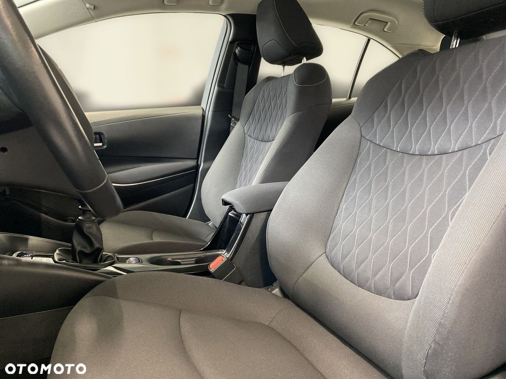 Toyota Corolla 1.5 Comfort - 11