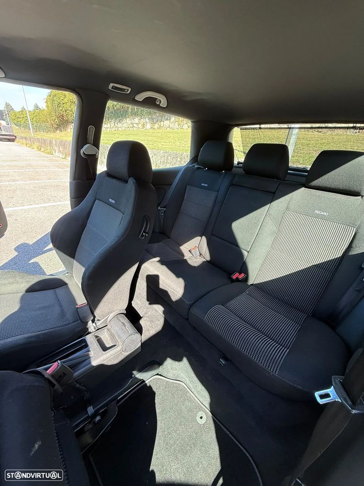 VW Golf - 6