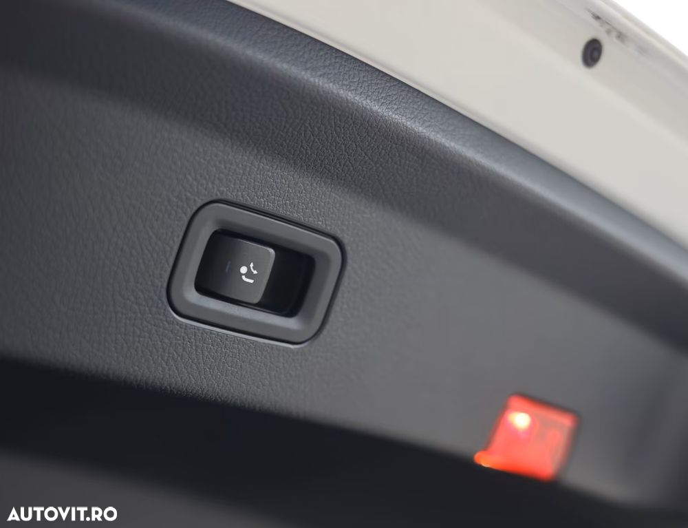 Mercedes-Benz GLE - 28