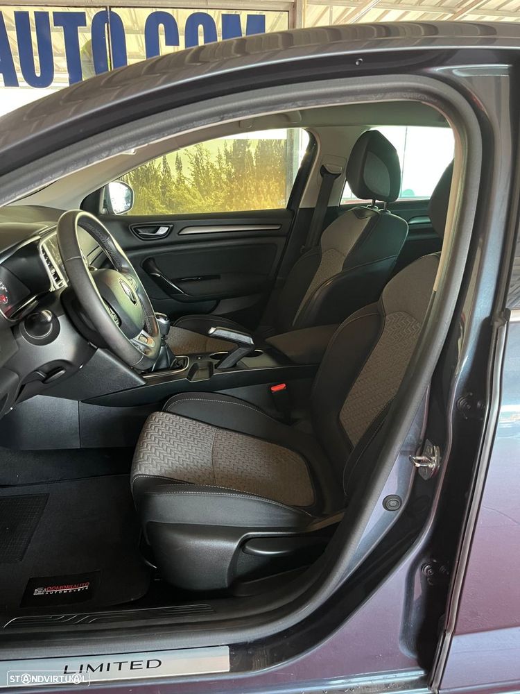 Renault Mégane 1.5 Blue dCi Limited C/PM+Pneu - 23