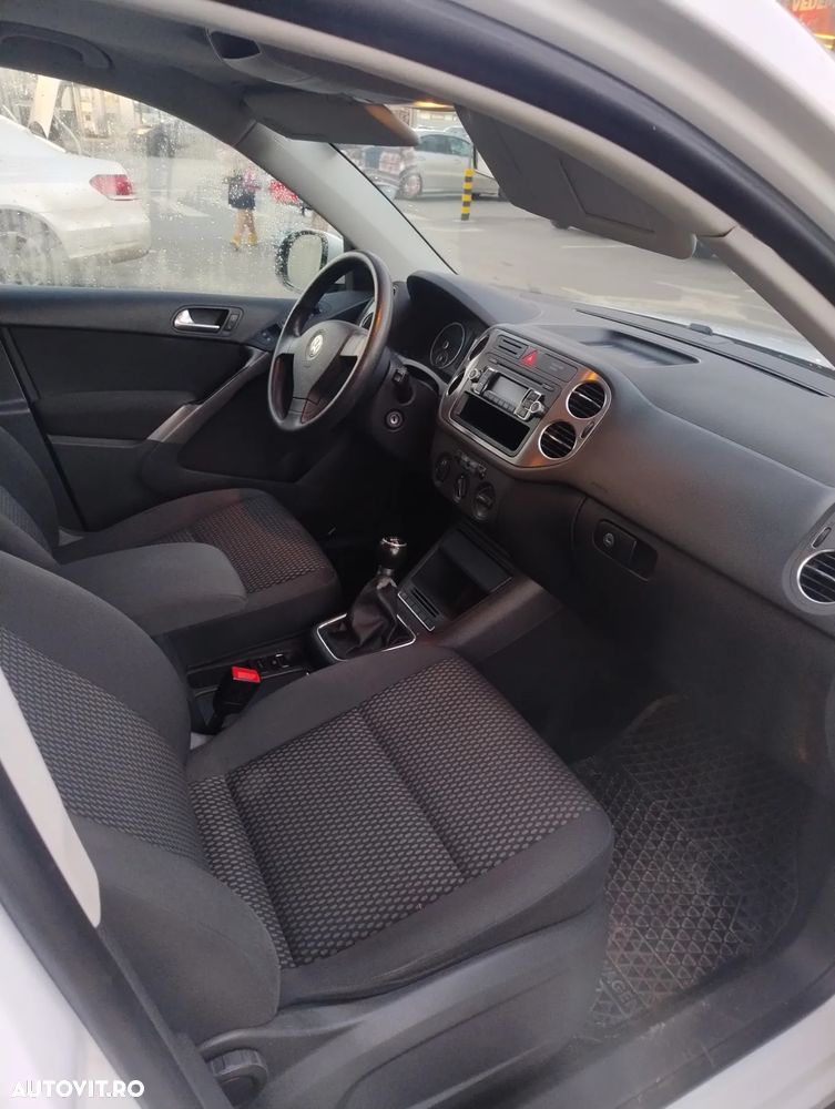 Volkswagen Tiguan 2.0 TDI DPF Trend & Fun - 4