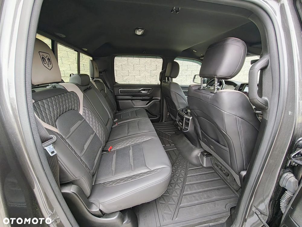 RAM 1500 Quad Cab Longbed Bighorn - 13