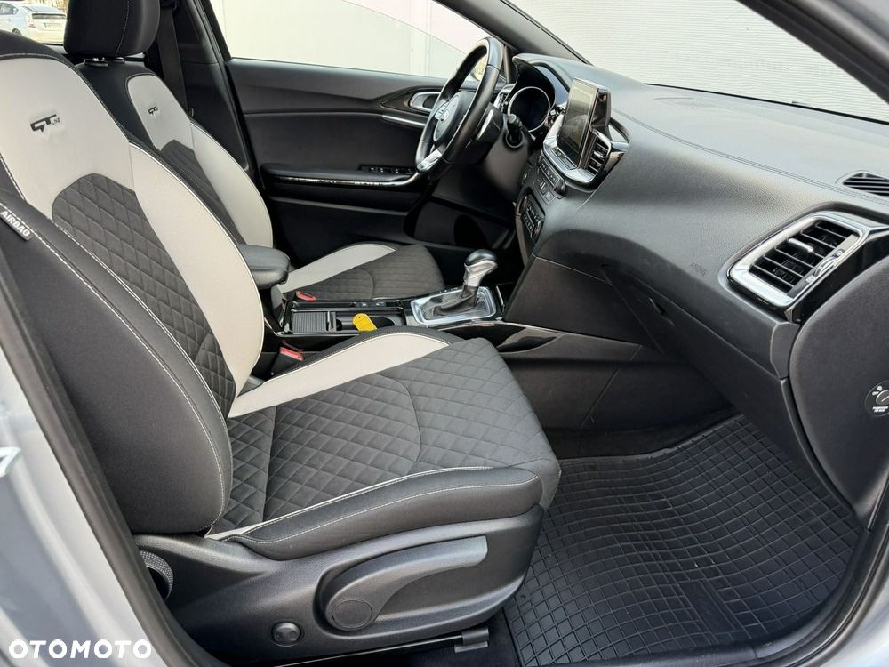 Kia ProCeed 1.6 CRDi DCT7 SCR GT LINE - 36
