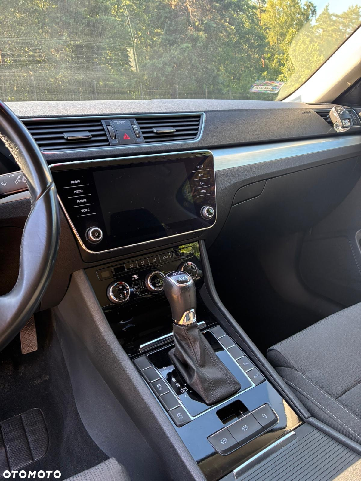 Skoda Superb 2.0 TDI Ambition DSG - 14