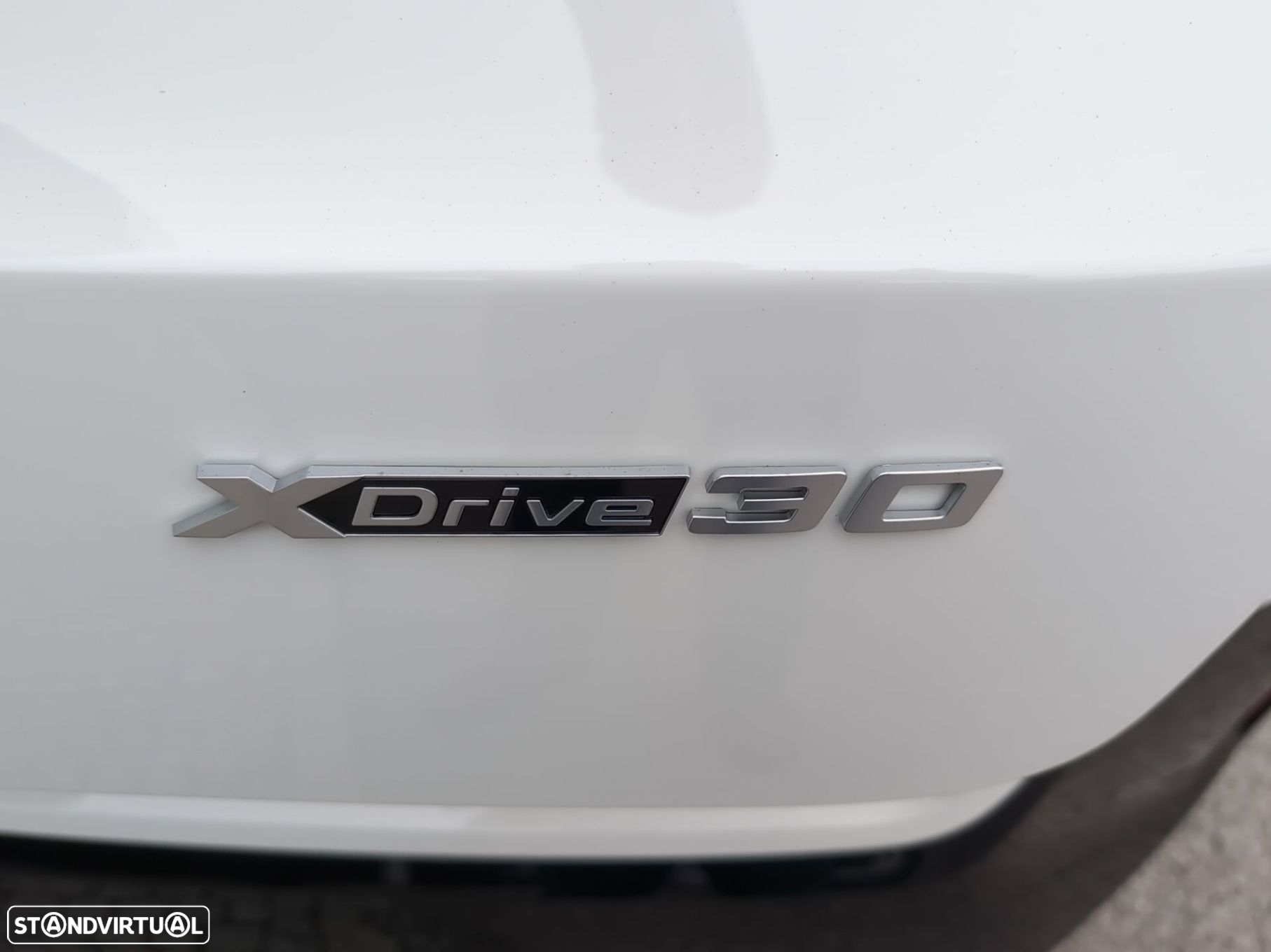 BMW iX1 xDrive30 Pack Desportivo M Pro - 29