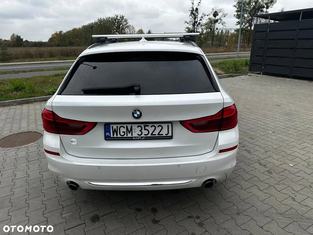 BMW Seria 5 530d Luxury Line - 8