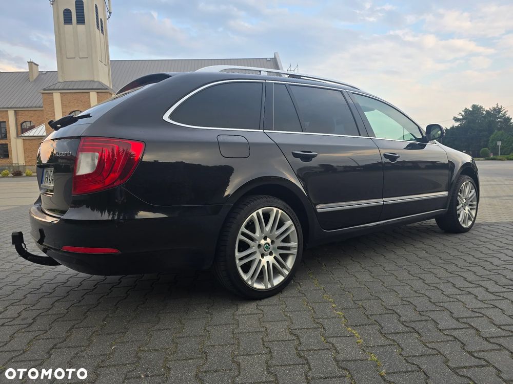 Skoda Superb 2.0 TDI 4x4 Elegance - 15