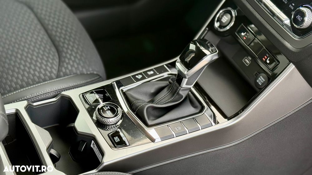 SsangYong Korando - 33