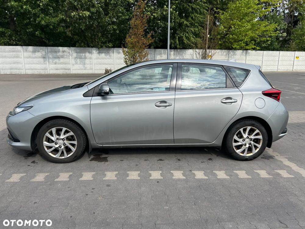 Toyota Auris 1.6 Comfort - 4