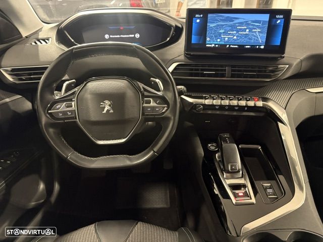 Peugeot 5008 1.5 BlueHDi GT Pack EAT8 — fotografia 31