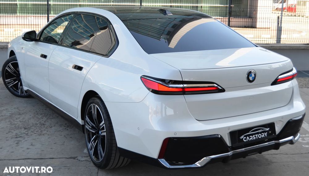 BMW Seria 7 740d xDrive MHEV - 8