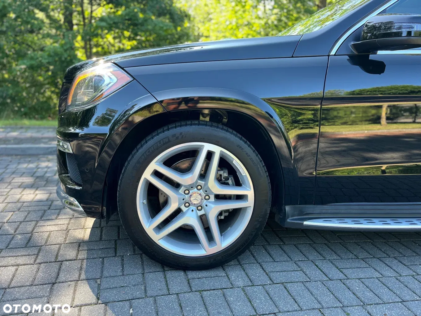 Mercedes-Benz GL - 9