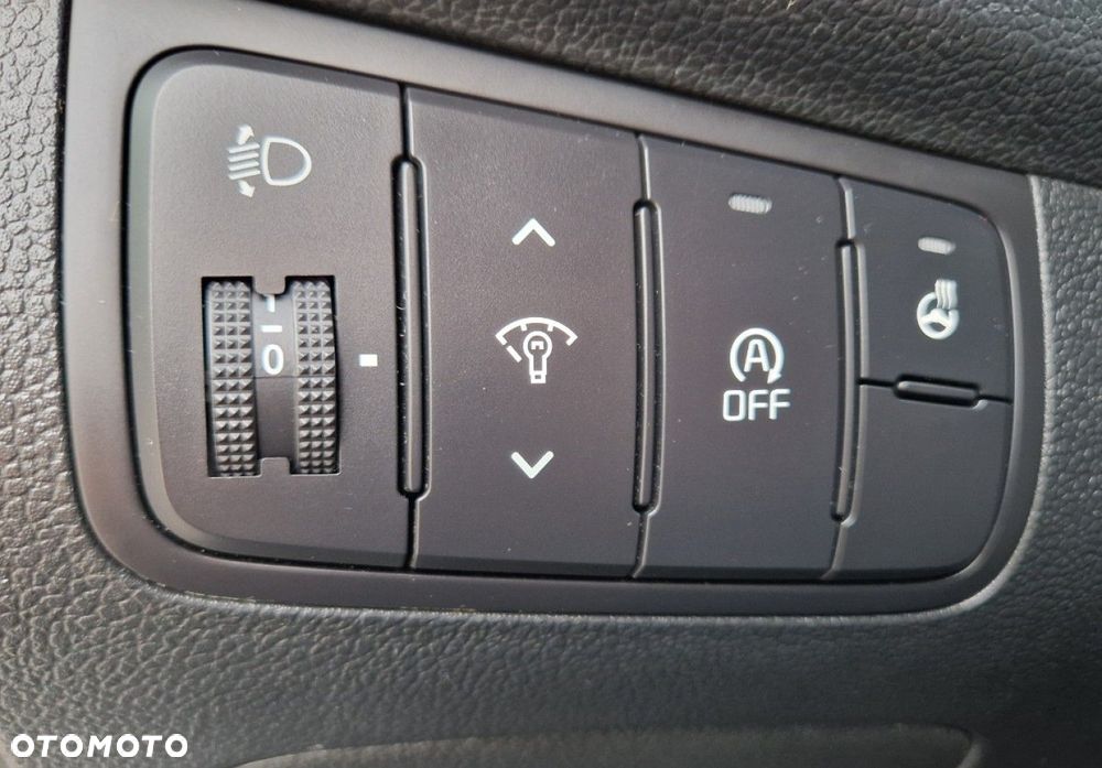 Kia Ceed - 23