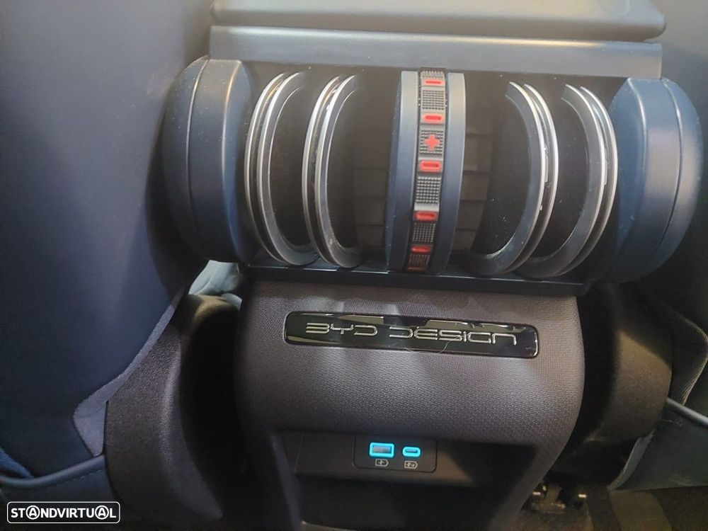 BYD Atto 3 60.48 kWh Design - 33