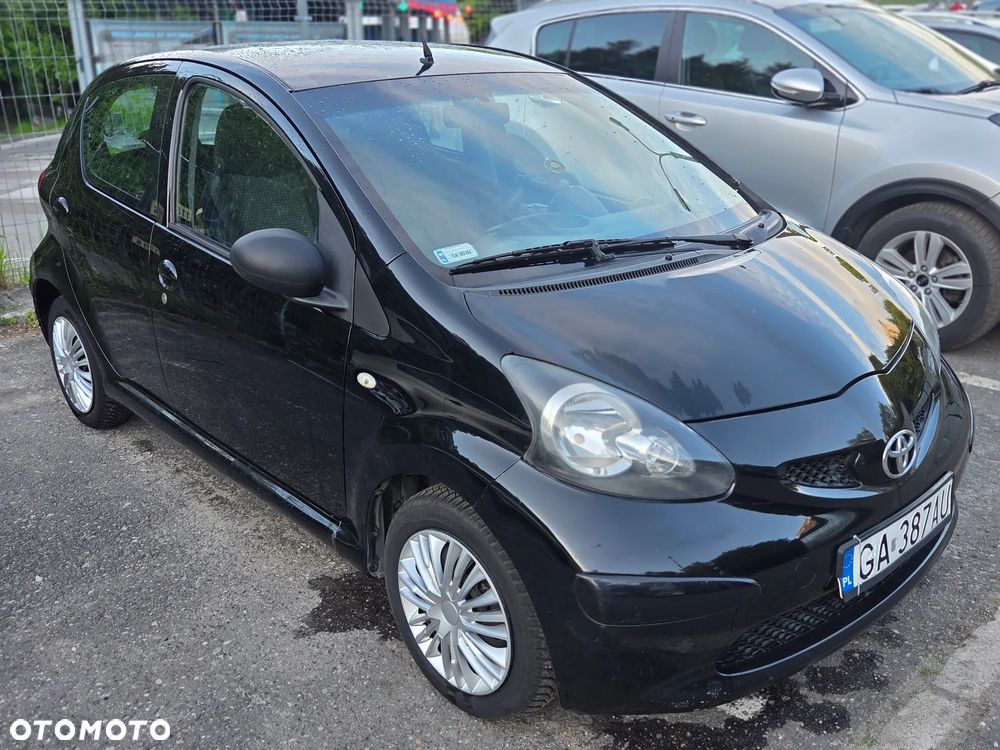 Toyota Aygo - 1