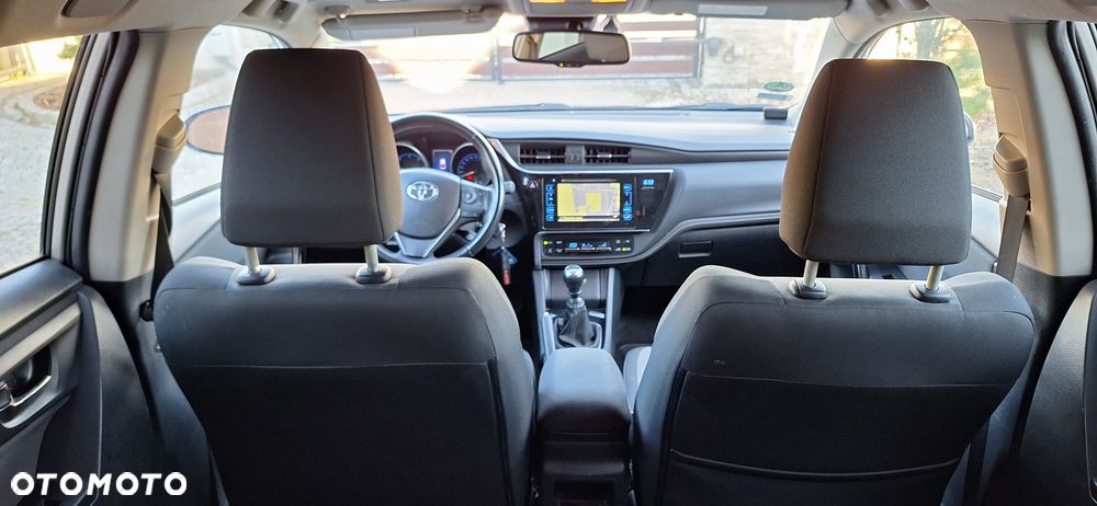 Toyota Auris 1.4 D-4D Premium Comfort - 12