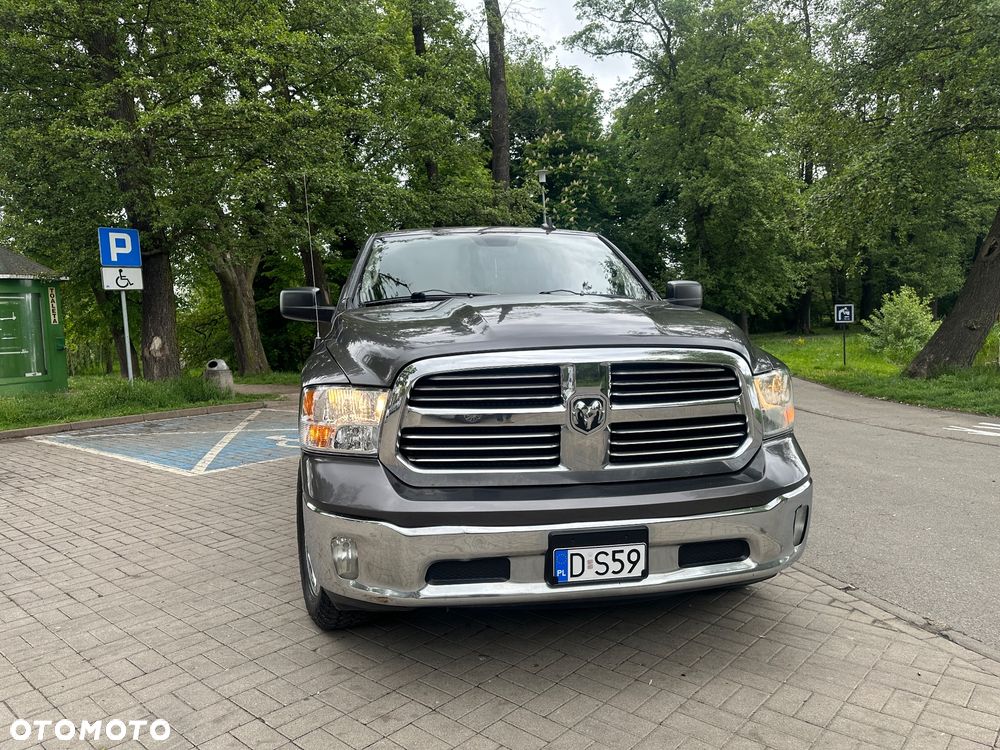 Dodge RAM - 8