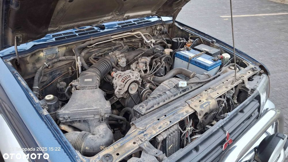 Mitsubishi Pajero - 11