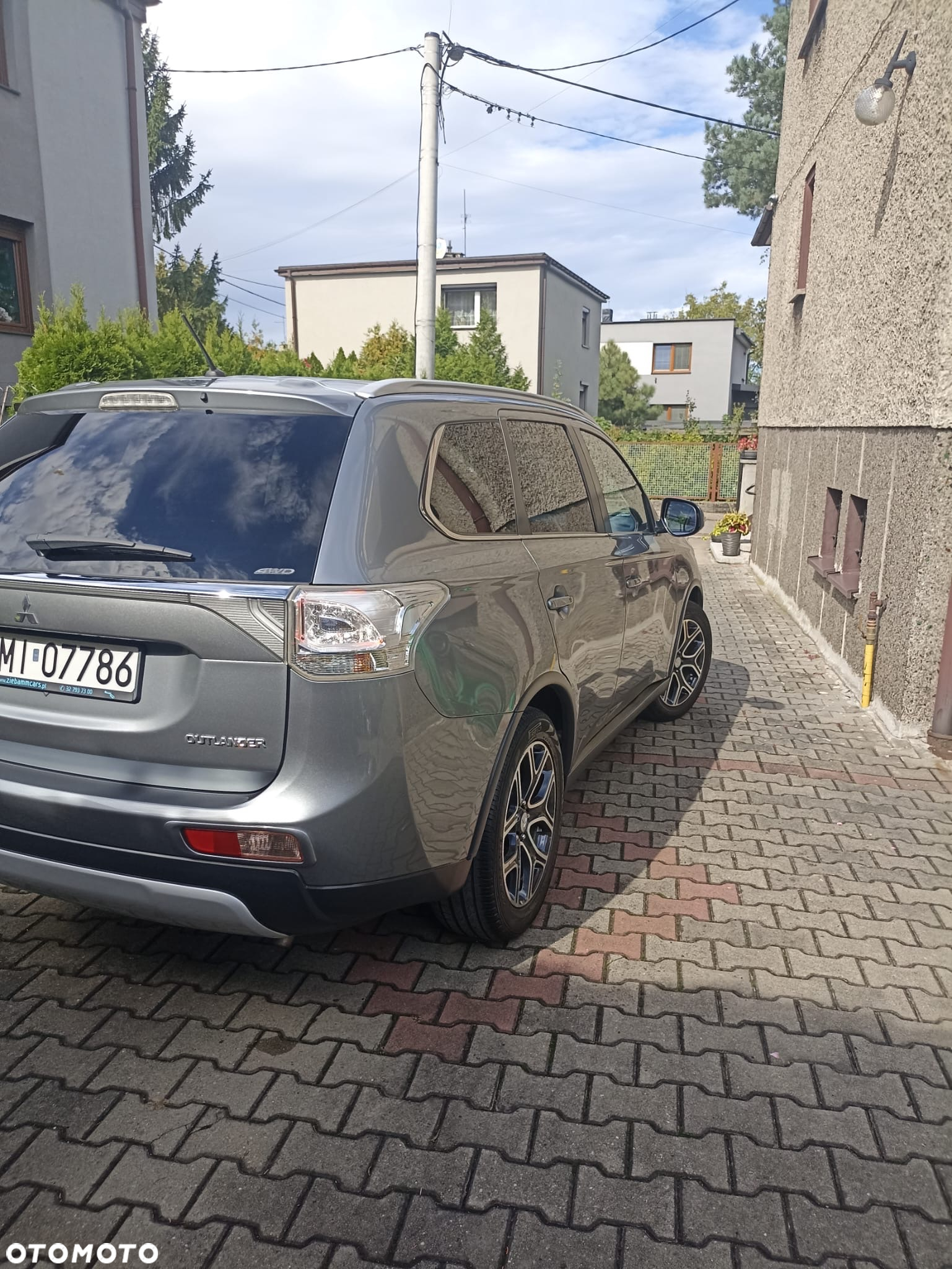 Mitsubishi Outlander - 6