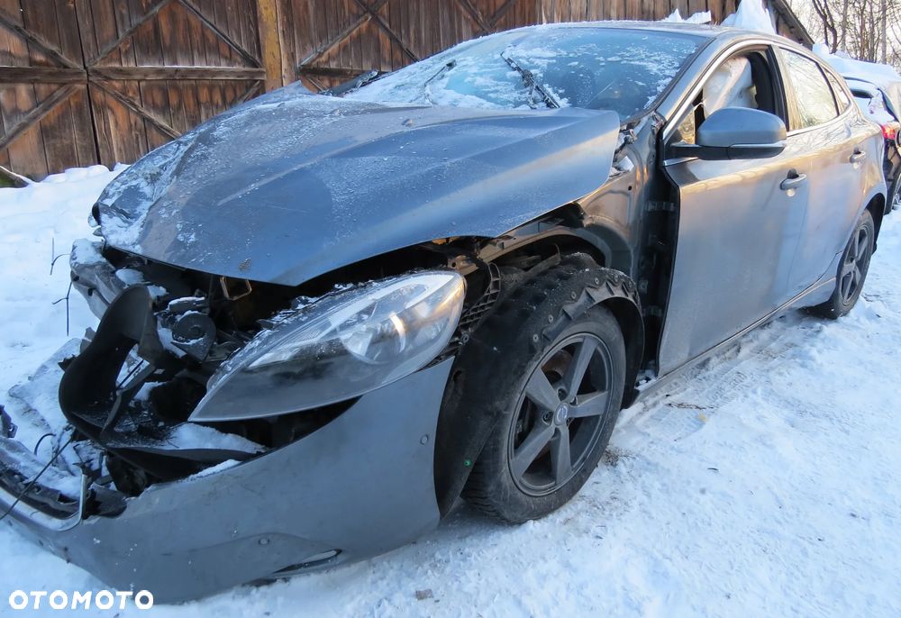 VOLVO V40 II 2.0 D4 D4204T14 LAKIER 714-16 NA CZĘŚCI - 8