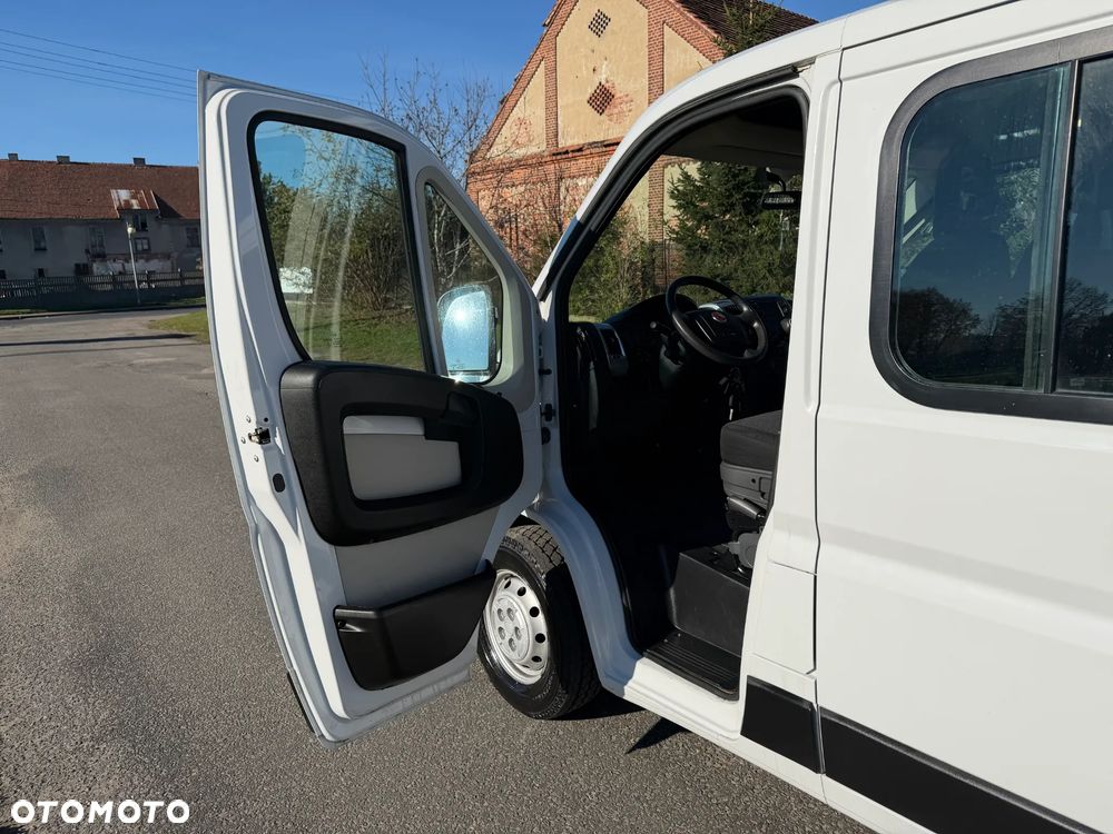 Fiat Ducato * 2.3 / 130KM * DOKA / Brygadówka * Skrzyniowy * 7 Osób * - 22