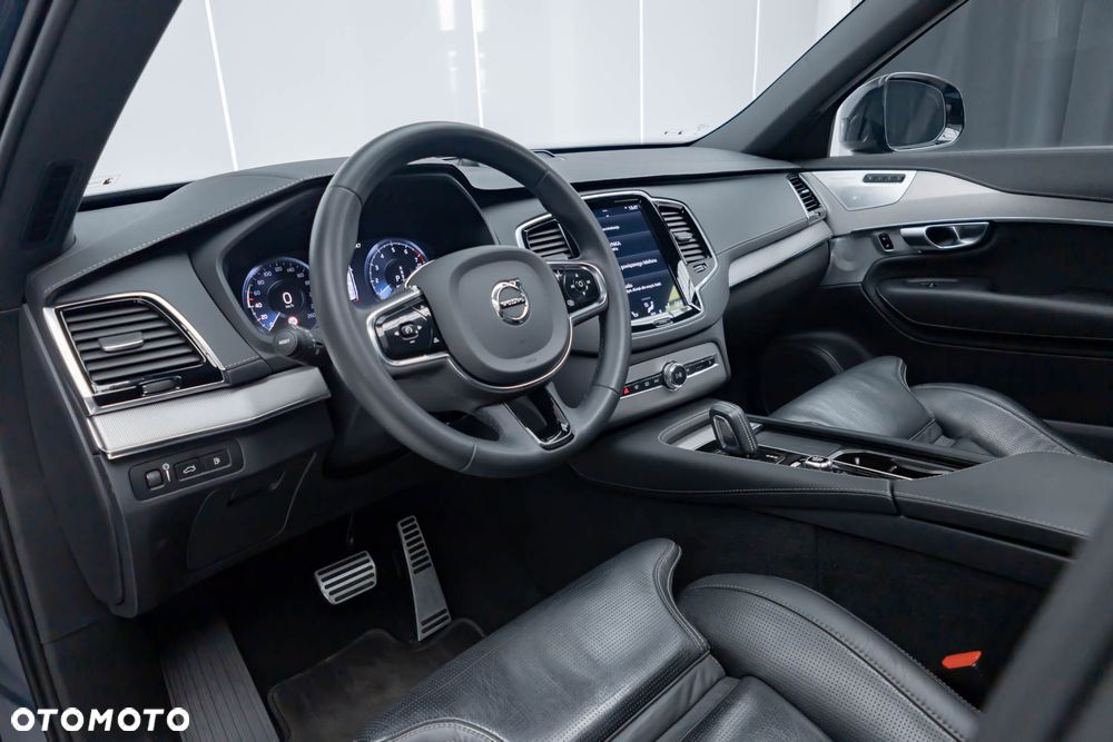 Volvo XC 90 T8 AWD Plug-In Hybrid R-Design 7os - 13