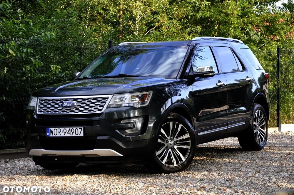 Ford Explorer - 1