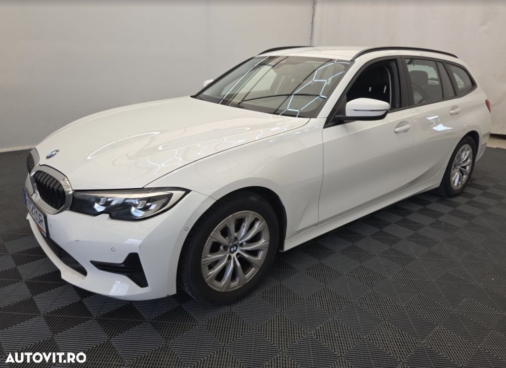 BMW Seria 3 320d xDrive AT MHEV - 1