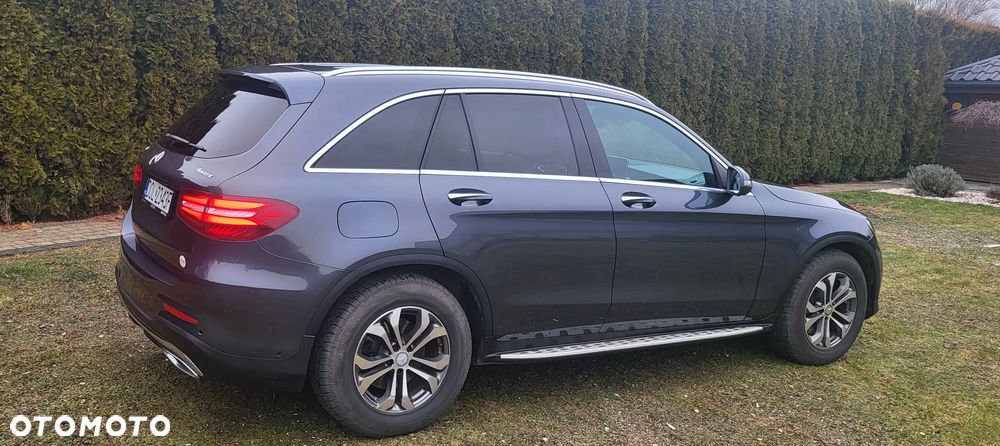 Mercedes-Benz GLC 250 d 4Matic 9G-TRONIC AMG Line - 4