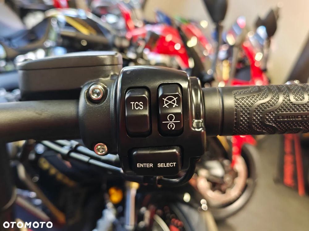 QJMOTOR SRV 600V - 11