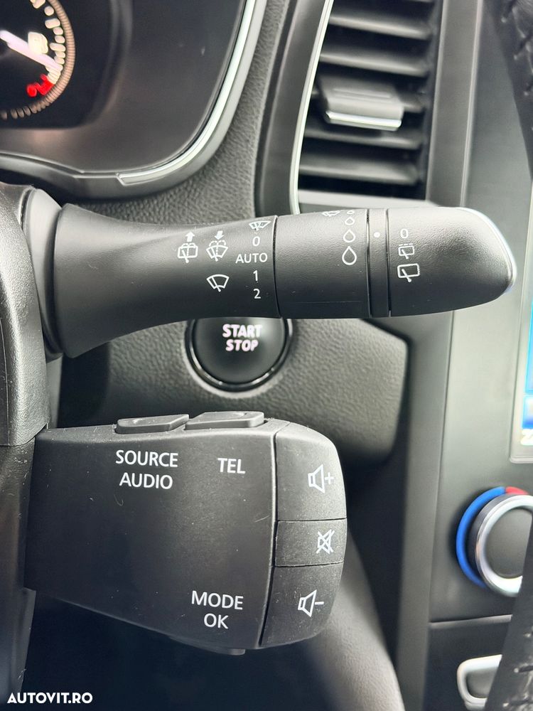 Renault Megane BLUE dCi Limited - 30